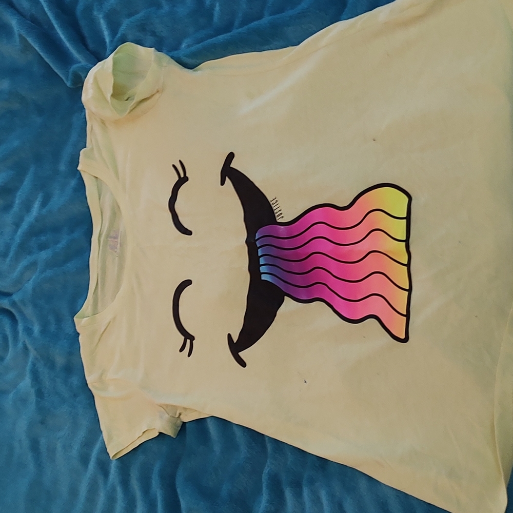 Rainbow smiley tee